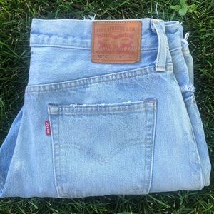 Levi’s 501 CT faded jeans